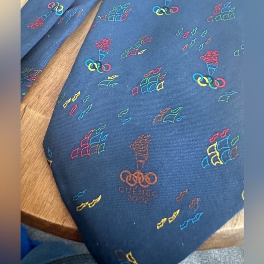 Varucci 100% Silk Tie Vintage Quebec 2002 Olympic Bid Merchandise Blue Torch - Picture 2 of 5